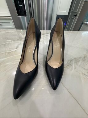 Jessica Simpson Black Pointed Toe Stiletto Pumps